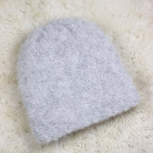 Lataa kuva Galleria-katseluun, Karvainen myssy