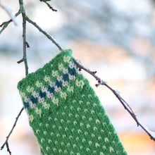 Lataa kuva Galleria-katseluun, Peretütre käsityö - 100 % alpakavillaiset lapaset