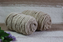 Lataa kuva Galleria-katseluun, Helebeež