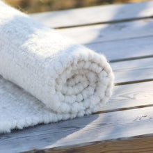 Lataa kuva Galleria-katseluun, Alpakavillane vaip