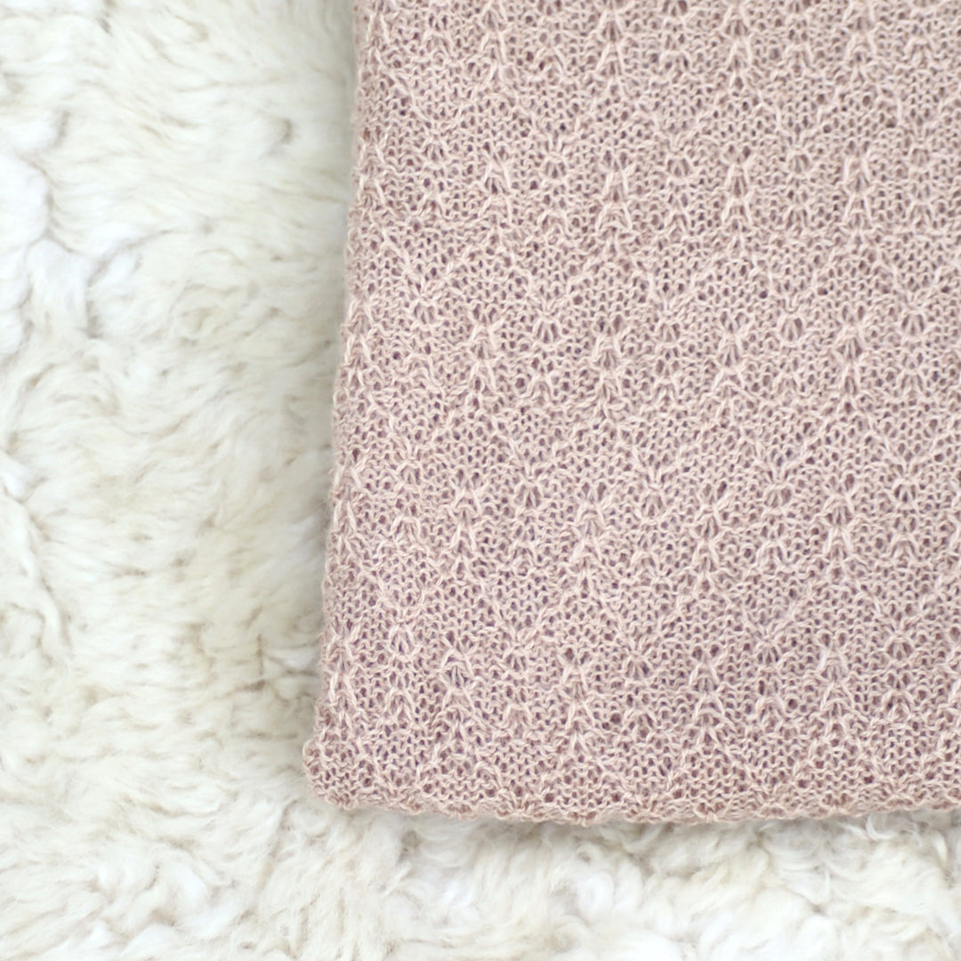 Beebialpakavillainen pusero