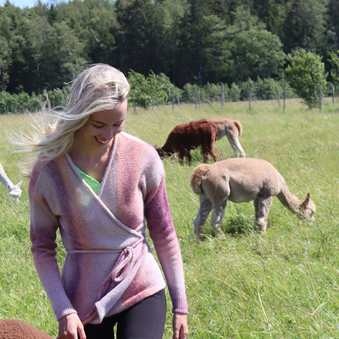 Hellä kietaisuneule