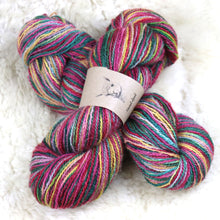 Lataa kuva Galleria-katseluun, Käsitsi värvitud 100% alpaka pitsilõng
