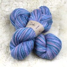 Lataa kuva Galleria-katseluun, Käsitsi värvitud 100% alpaka pitsilõng
