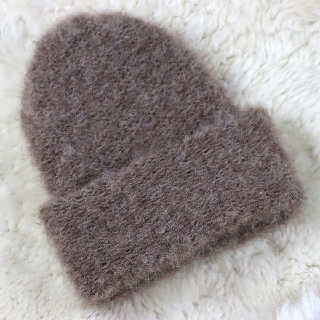 Käännettävä reunainen karvainen pipo - Puffy