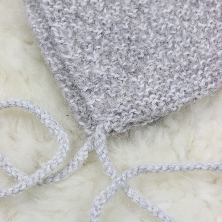 Peretütre kootud beebimüts