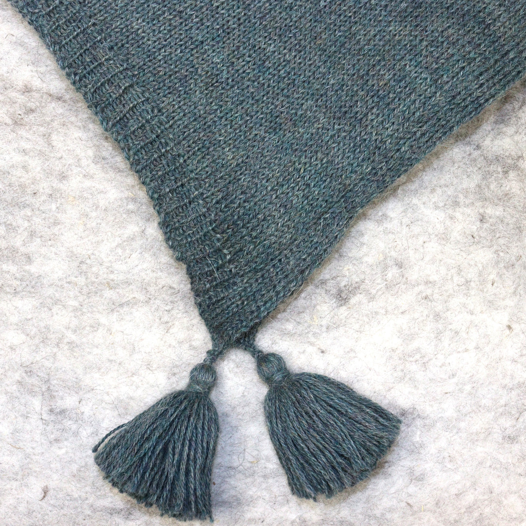 Kaksi yhdessä: poncho-huivi