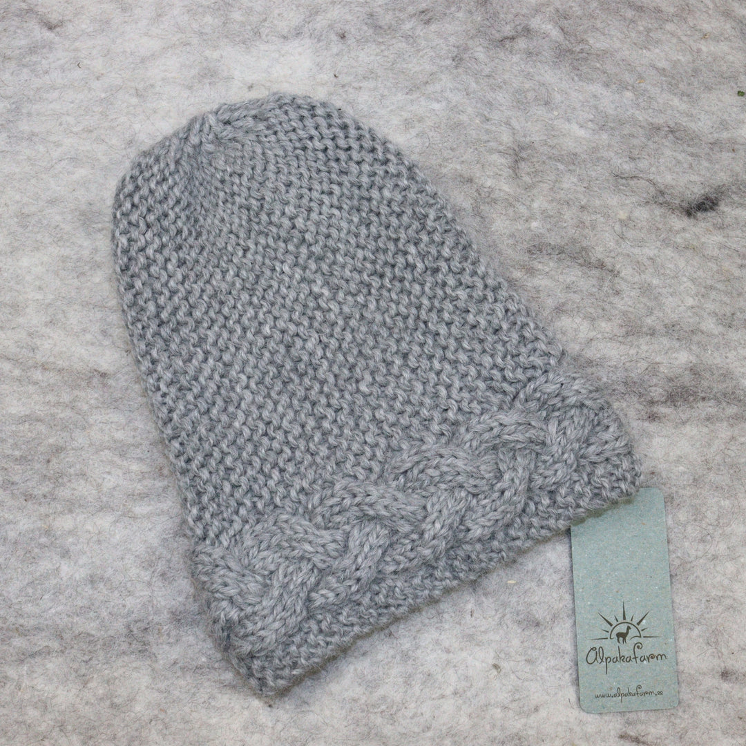 Myssy kämmenreunuksella